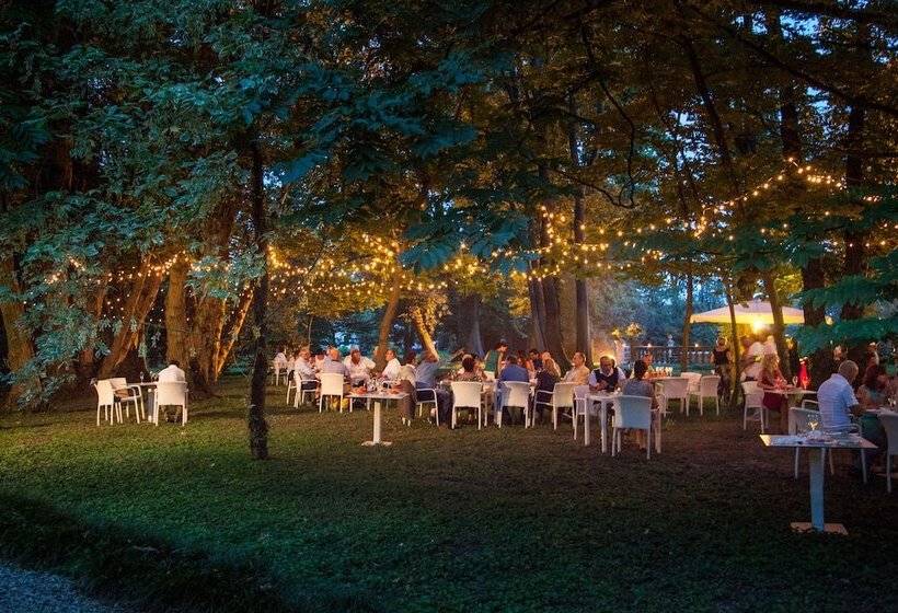 호텔 Villa Revedin