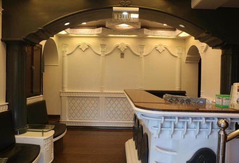 호텔 Lake Residency