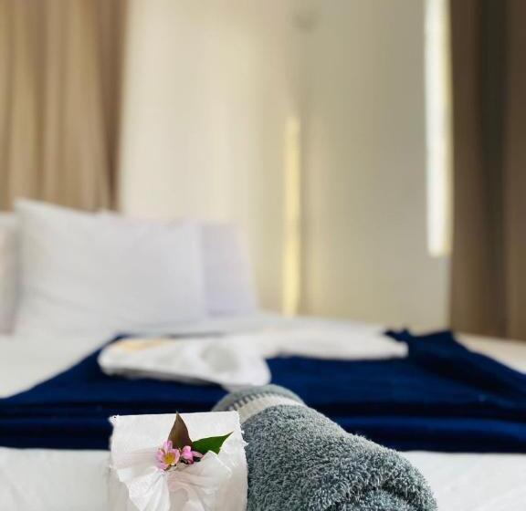 هاستل Pousada Center