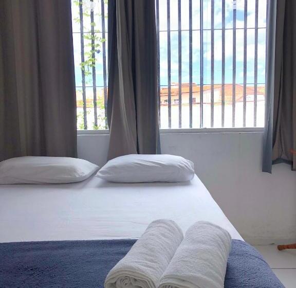 هاستل Pousada Center