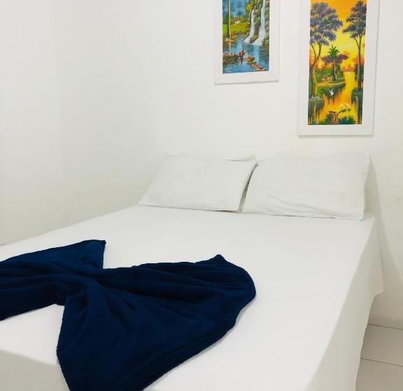 هاستل Pousada Center