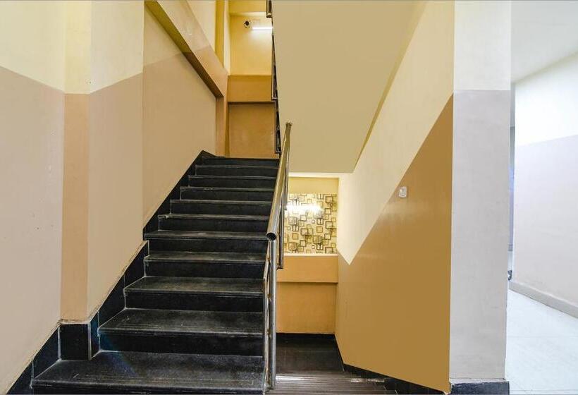 호텔 Fabexpress Westin Palaza