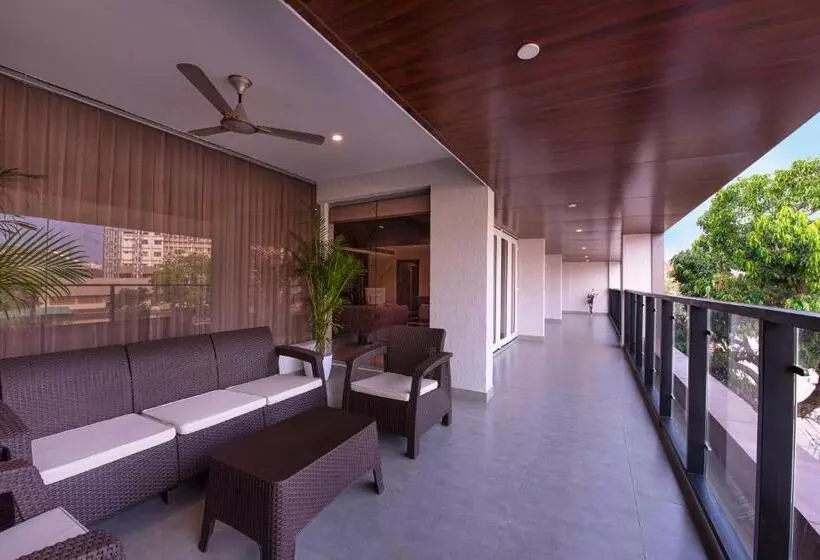 Hotelli Hometown Galleria Manipal