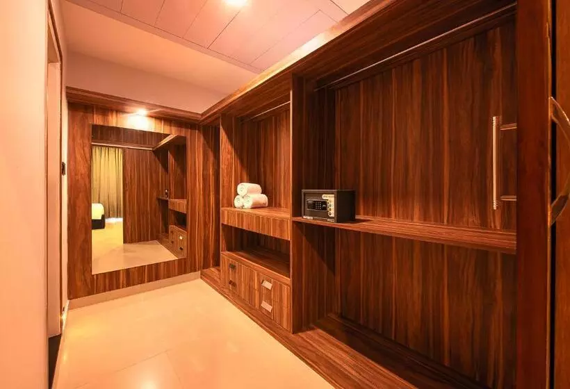 Hotelli Hometown Galleria Manipal