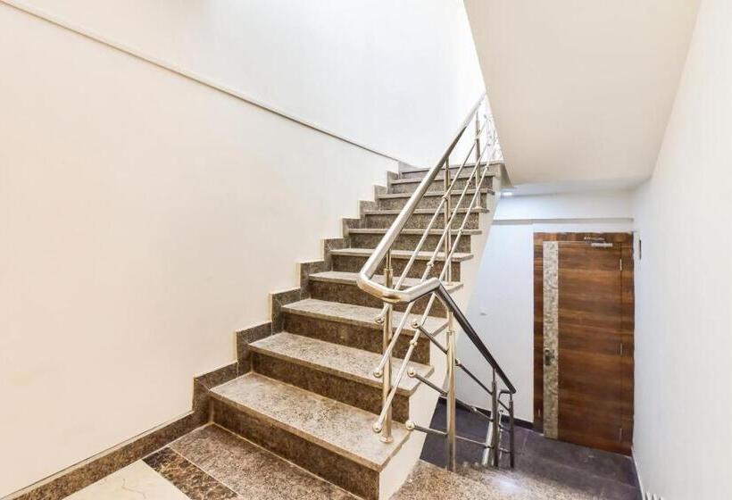 ホテル Capital O Maurya Inn