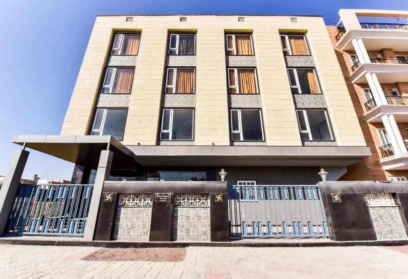 ホテル Capital O Maurya Inn