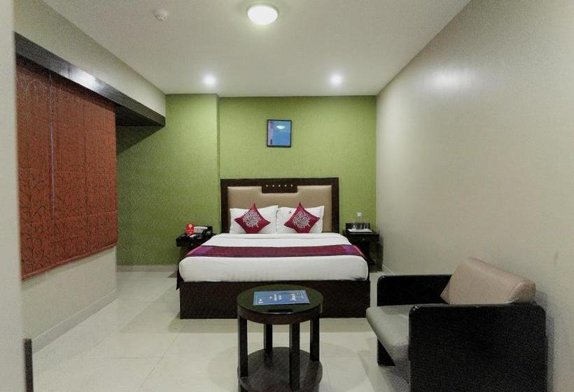 ホテル Oyo 78419 Collection O Prime Santhome Inn
