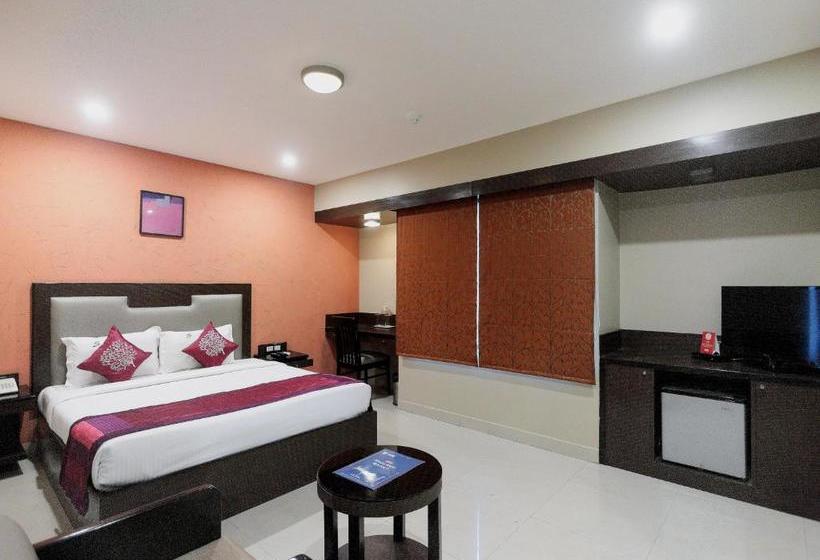 ホテル Oyo 78419 Collection O Prime Santhome Inn