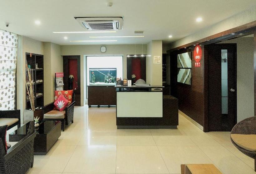 ホテル Oyo 78419 Collection O Prime Santhome Inn