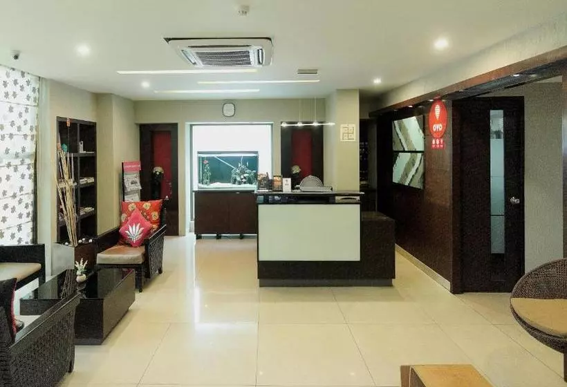 هتل Oyo 78419 Collection O Prime Santhome Inn