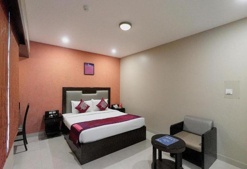 ホテル Oyo 78419 Collection O Prime Santhome Inn