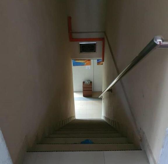 فندق Oyo 90174 Tuah Inn