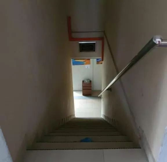 Hotel Oyo 90174 Tuah Inn