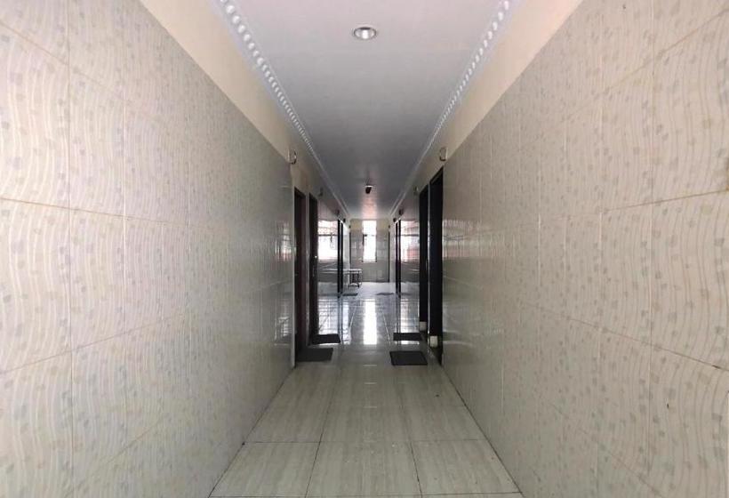 Hotel Oyo 90238 Nusantara