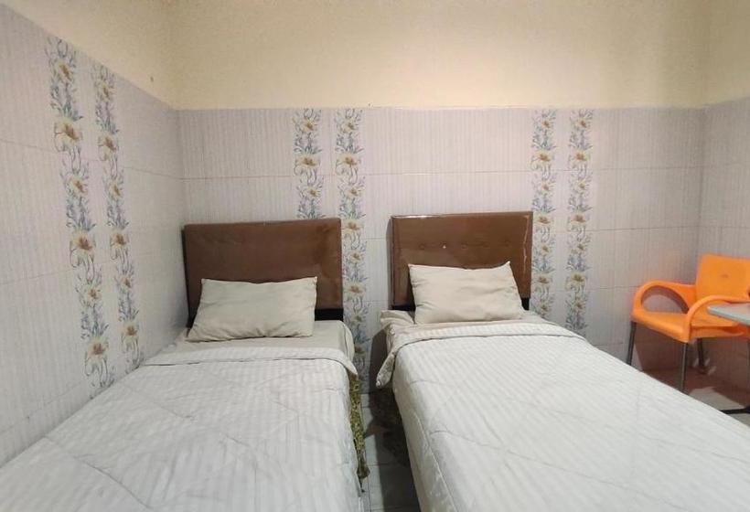 Otel Oyo 90238 Nusantara