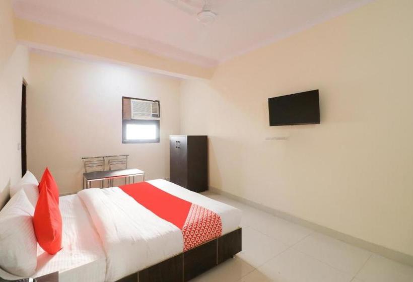 Hotel Oyo Del2900 Lal Guest House