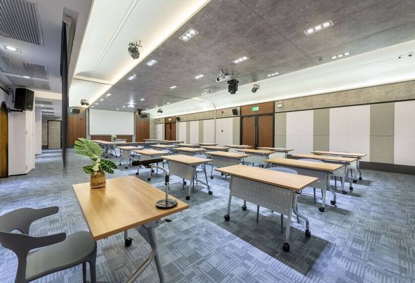 Plaai Plus Hotel Rayong