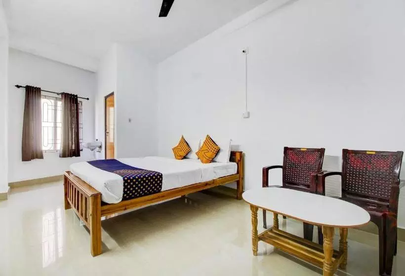 ホテル Spot On 76848  Samruddhi Residency