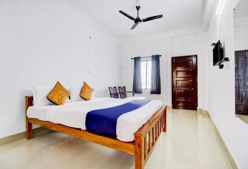 ホテル Spot On 76848  Samruddhi Residency
