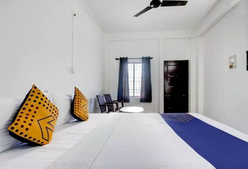 ホテル Spot On 76848  Samruddhi Residency