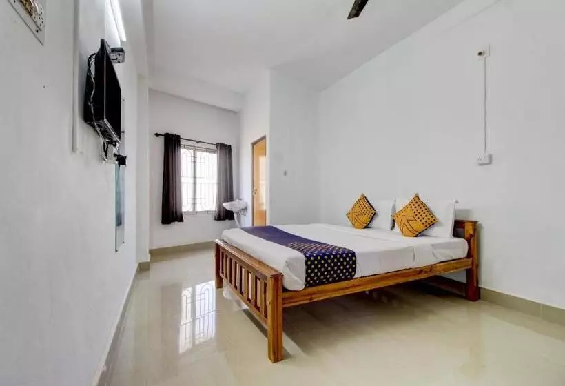 ホテル Spot On 76848  Samruddhi Residency