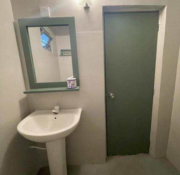 Pensão Hawara Coliving Midigama