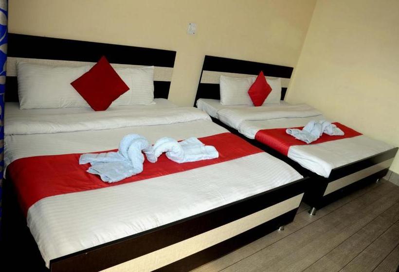 پانسیون Rajveer Guest House