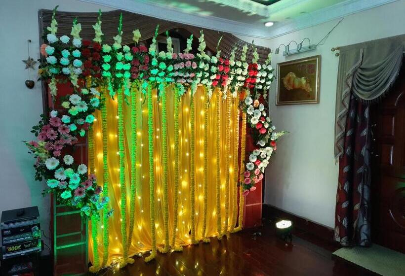 Пансион The Candy Suites