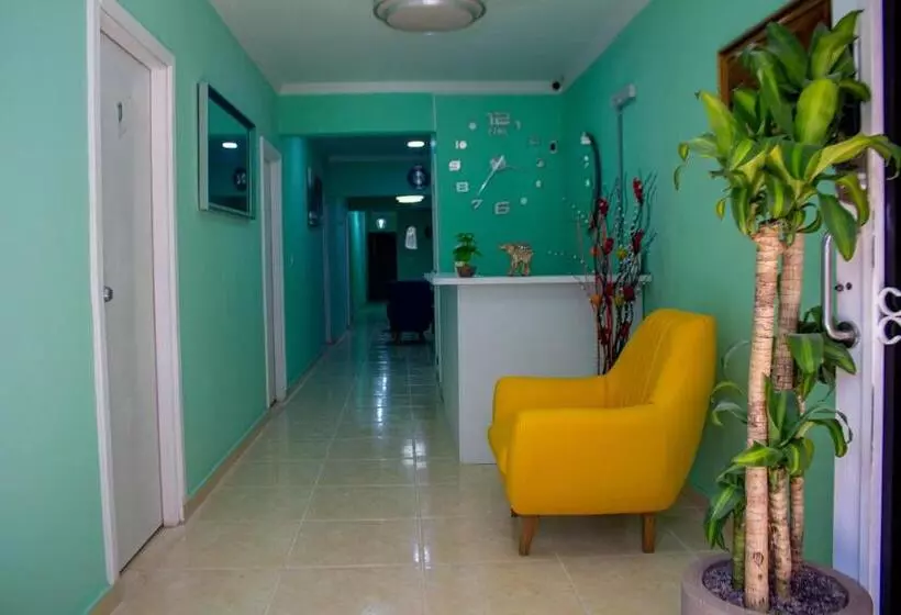 تختخواب و صبحانه Comfort House