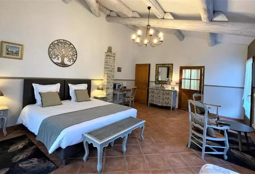 Aamiaismajoitus (B&B) Le Mas Carré Séguret