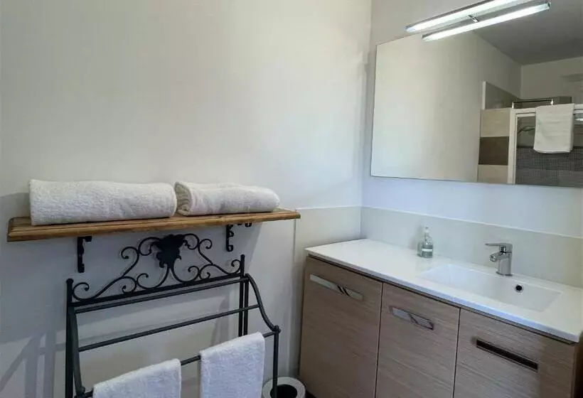 Aamiaismajoitus (B&B) Le Mas Carré Séguret