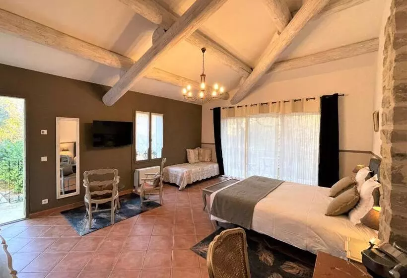 Aamiaismajoitus (B&B) Le Mas Carré Séguret