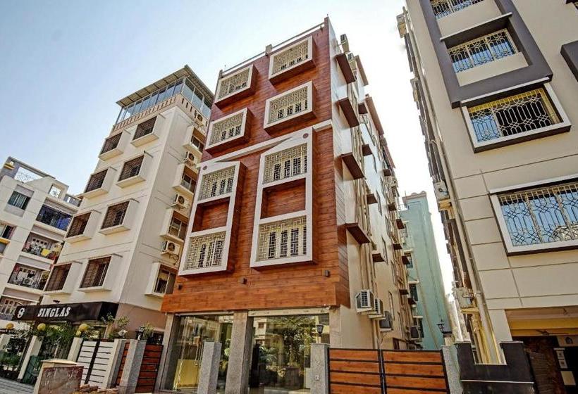 호텔 Capital O 77448 Shree Radhe Residency