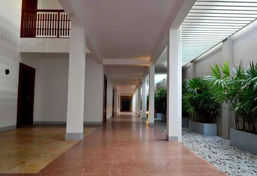 ホテル Good Wood Airport