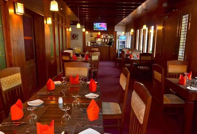 ホテル Good Wood Airport