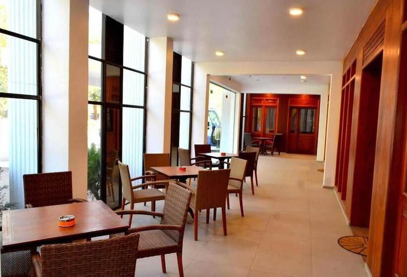 ホテル Good Wood Airport