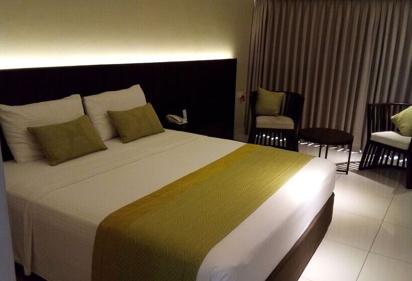 ホテル Good Wood Airport