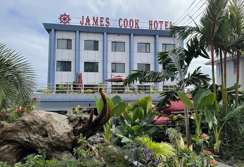 هتل James Cook