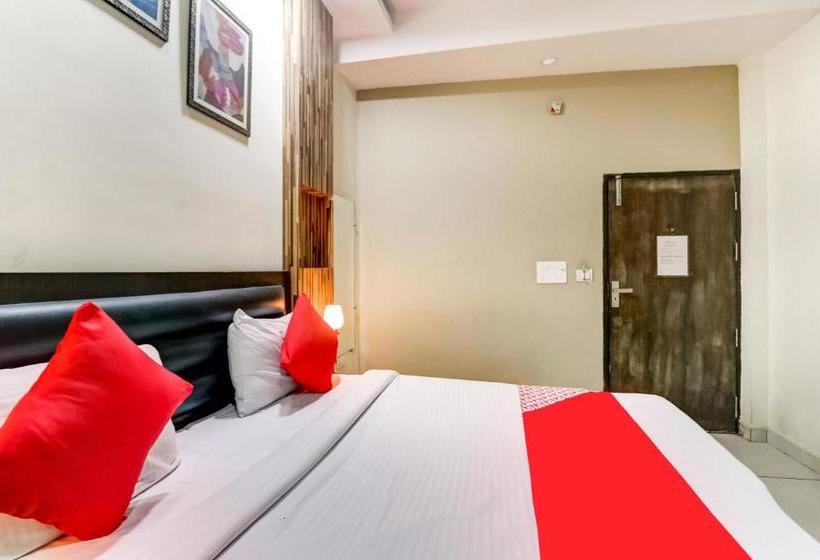 فندق Oyo 77865  555