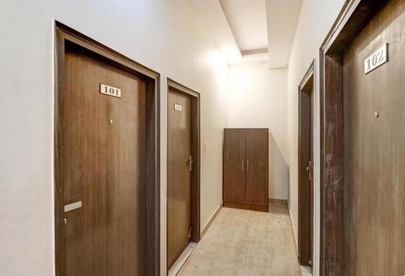 فندق Oyo 77865  555