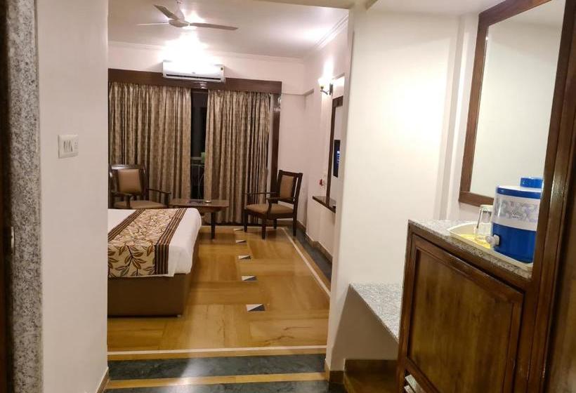 Hotel Sapphire Resort Lonavala