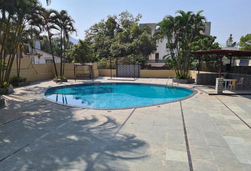 Hotel Sapphire Resort Lonavala