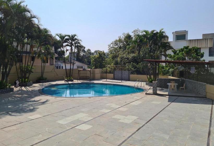 Hotel Sapphire Resort Lonavala