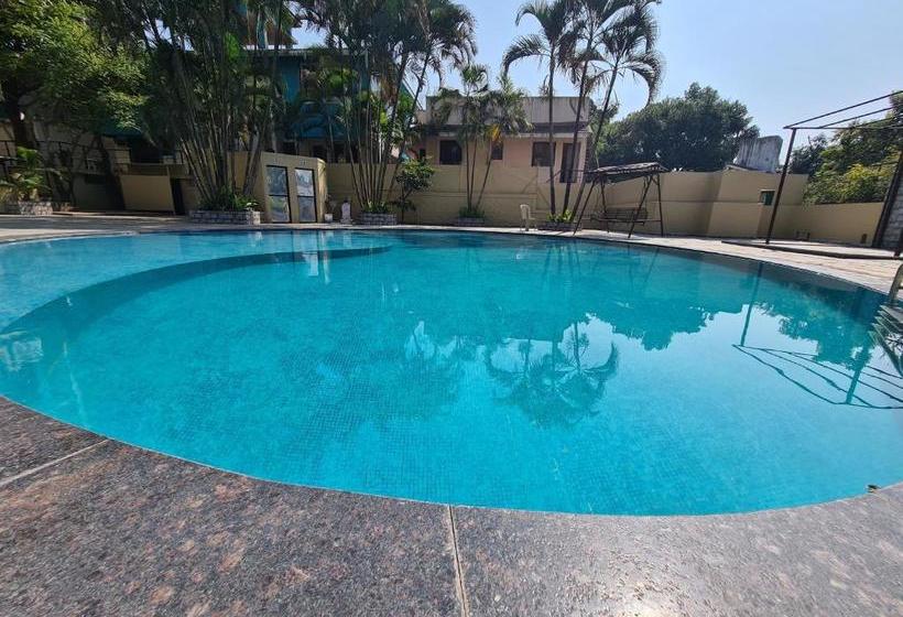 Hotel Sapphire Resort Lonavala