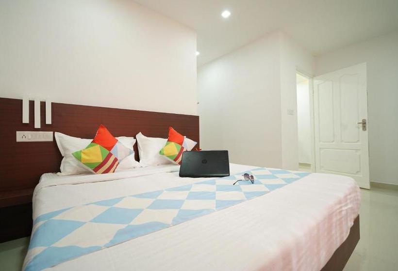 ペンション Oyo 77946 Skylark