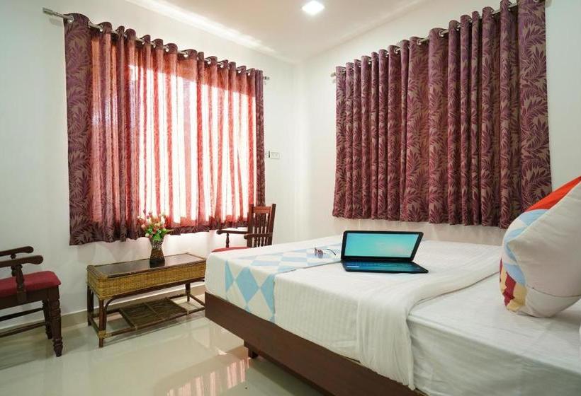 ペンション Oyo 77946 Skylark