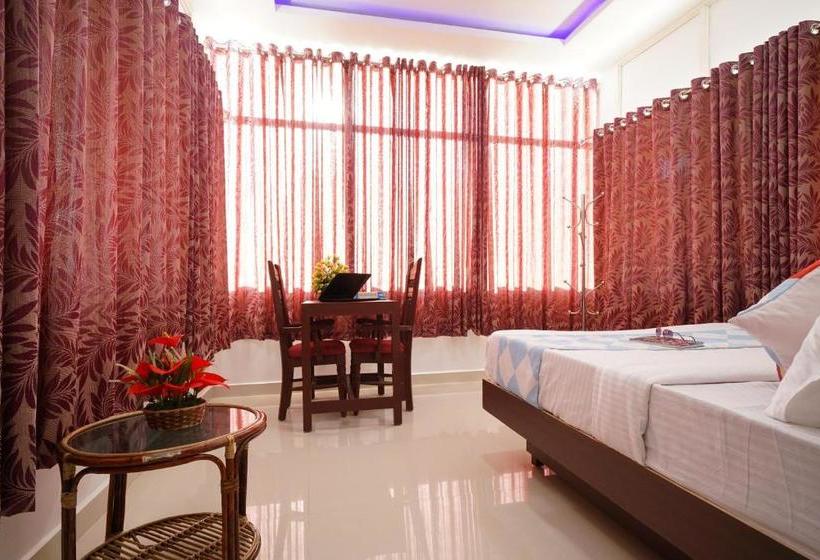 ペンション Oyo 77946 Skylark