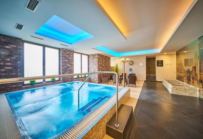 Wellness Hotel Queens