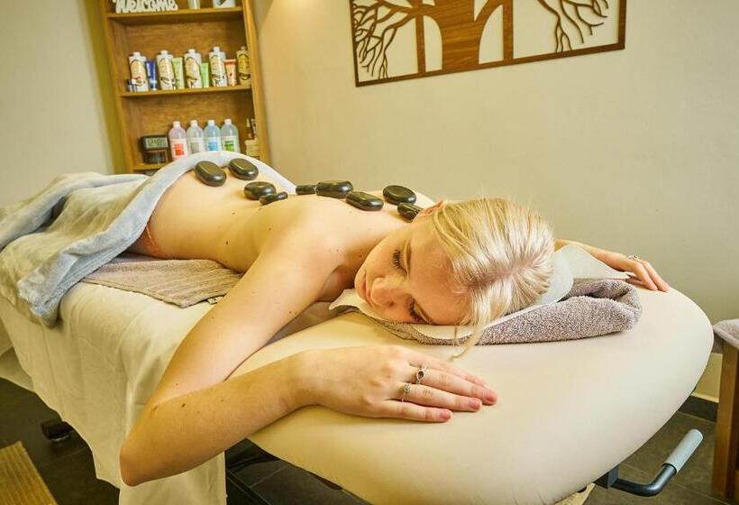 Wellness Hotel Queens