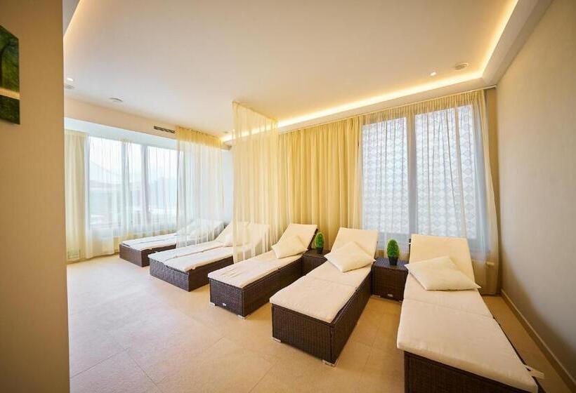 Wellness Hotel Queens